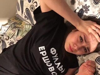 Śliczna rosyjska scena XXX Teen Pov