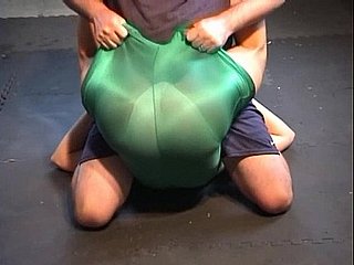 Борьба сексуального унижения 0001