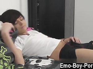 Romantico adolescente sesso gay movietures Dakota come