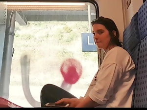 Le dita nel naso, MANGIARE E GUARDARE