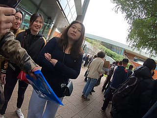 Çinli kadınlar Hong Kong öğrencisi