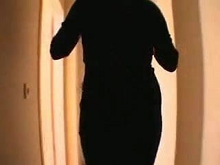 سٹریٹ میں نوجوان لڑکے بہکانا ایک Busty ماں اور اس کے آخر