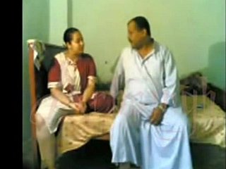 エジプト彼女は彼を撮影します